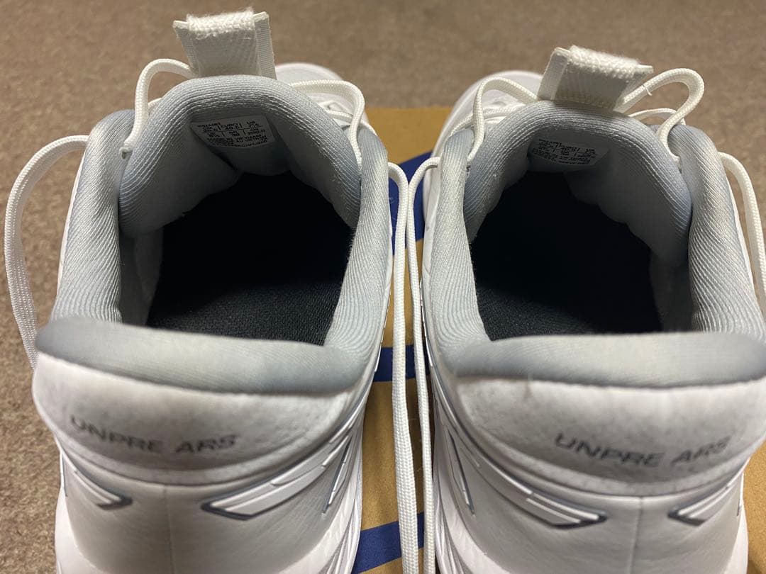 シューズ(男性用) ASICS UNPRE ARS LOW2 25.5cm