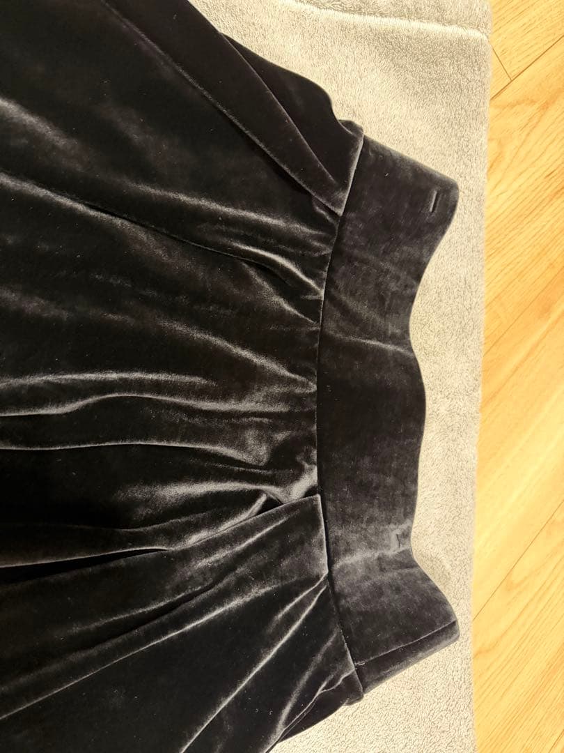 フォクシーDAISY LIN ブラックベロアスカート❣️４２サイズ定価６８２００円