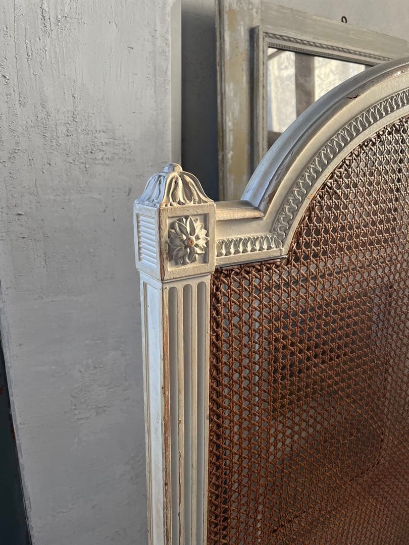 レア•フランスアンティーク•ラタンベッド•藤製•クイーンサイズ