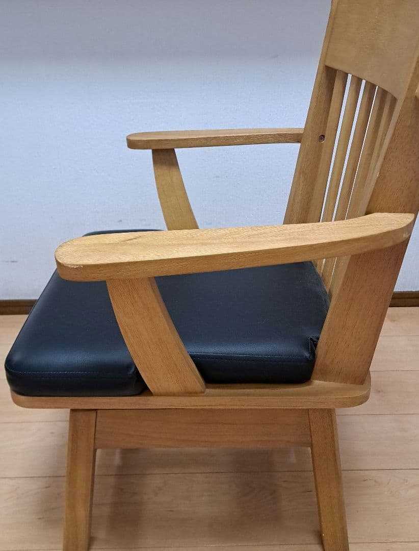 【直接引渡し限定】 回転式チェア　ダイニングチェア　木製　肘つき　2脚セット