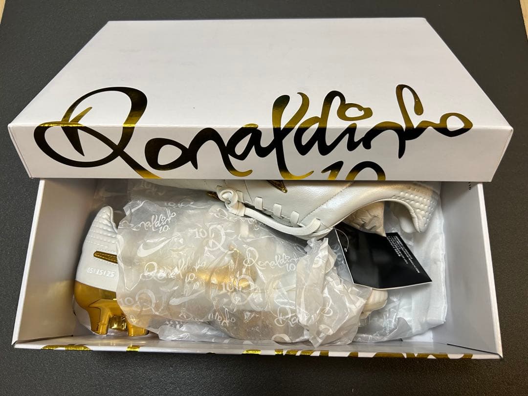 Nike 10Q サッカーシューズ・スパイク ホワイト/ゴールド　25.5cm