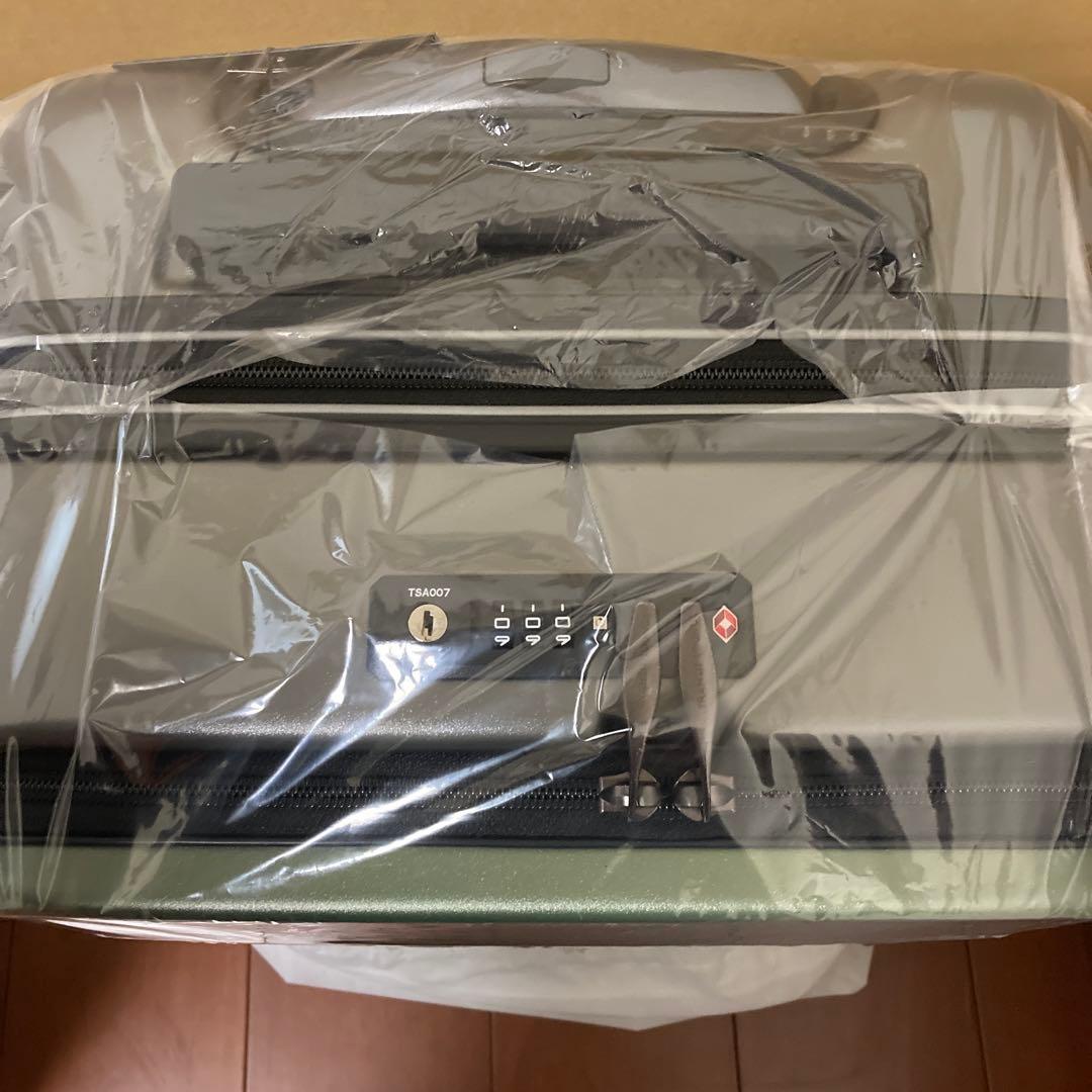 T8007 TSAロック付きキャリーケース スーツケース　オリーブグリーン