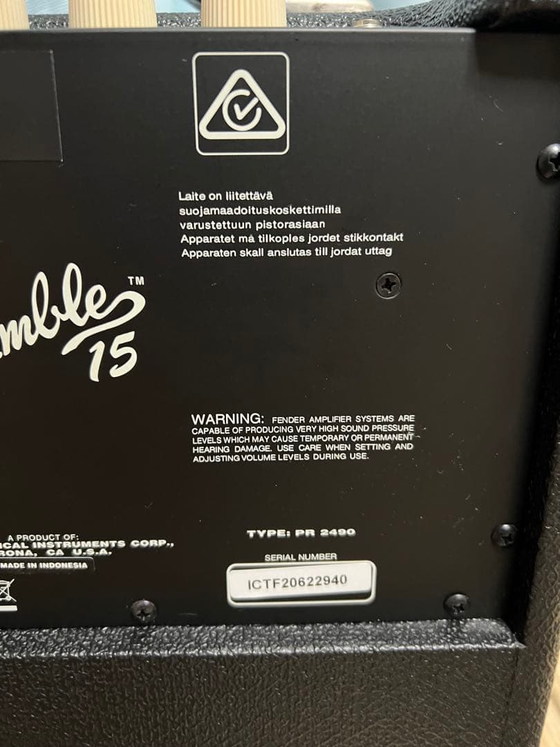 《美品送料込》‼️ Fenderフェンダー Rumble 15ベース用コンボアンプ