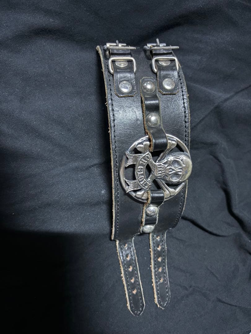 NEONオアグローリーデザイン レザーブレスレット