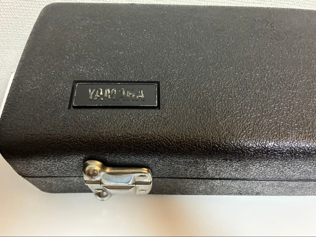 YAMAHA YTR1310トランペット本体 マウスピース付き　ハードケース付