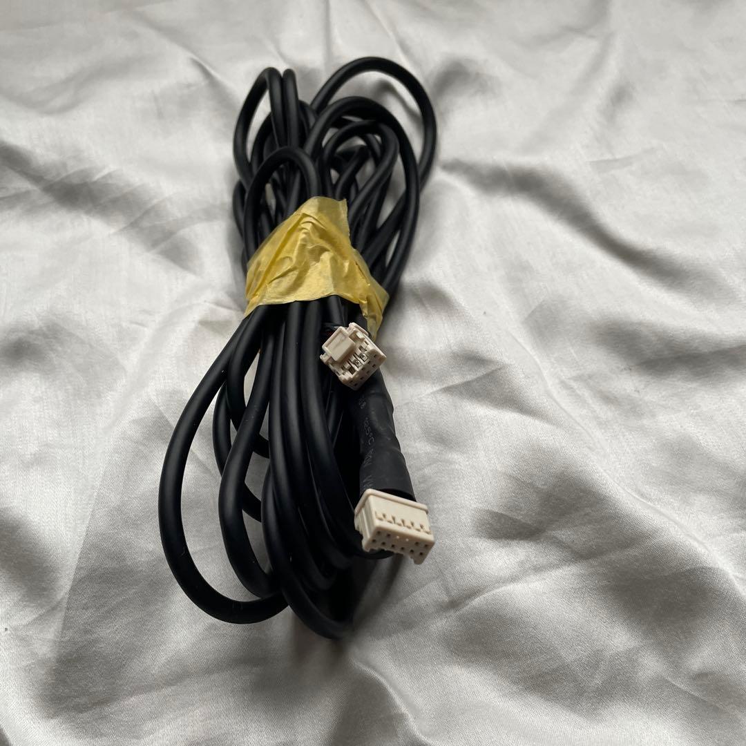 ドライブレコーダー DRN-H70N 本体とケーブル類