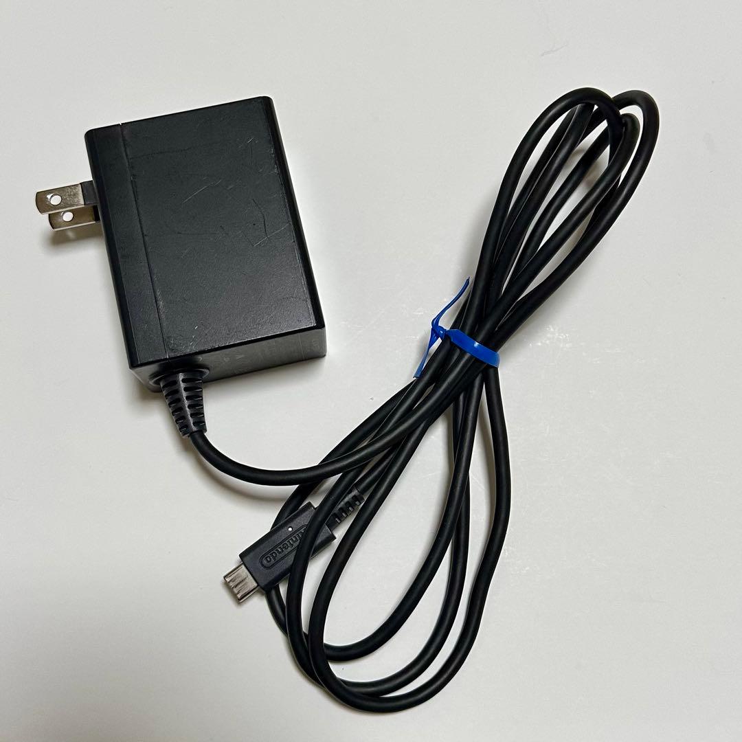 Nintendo Switch 本体 中古・完品 持ち運びケース付き