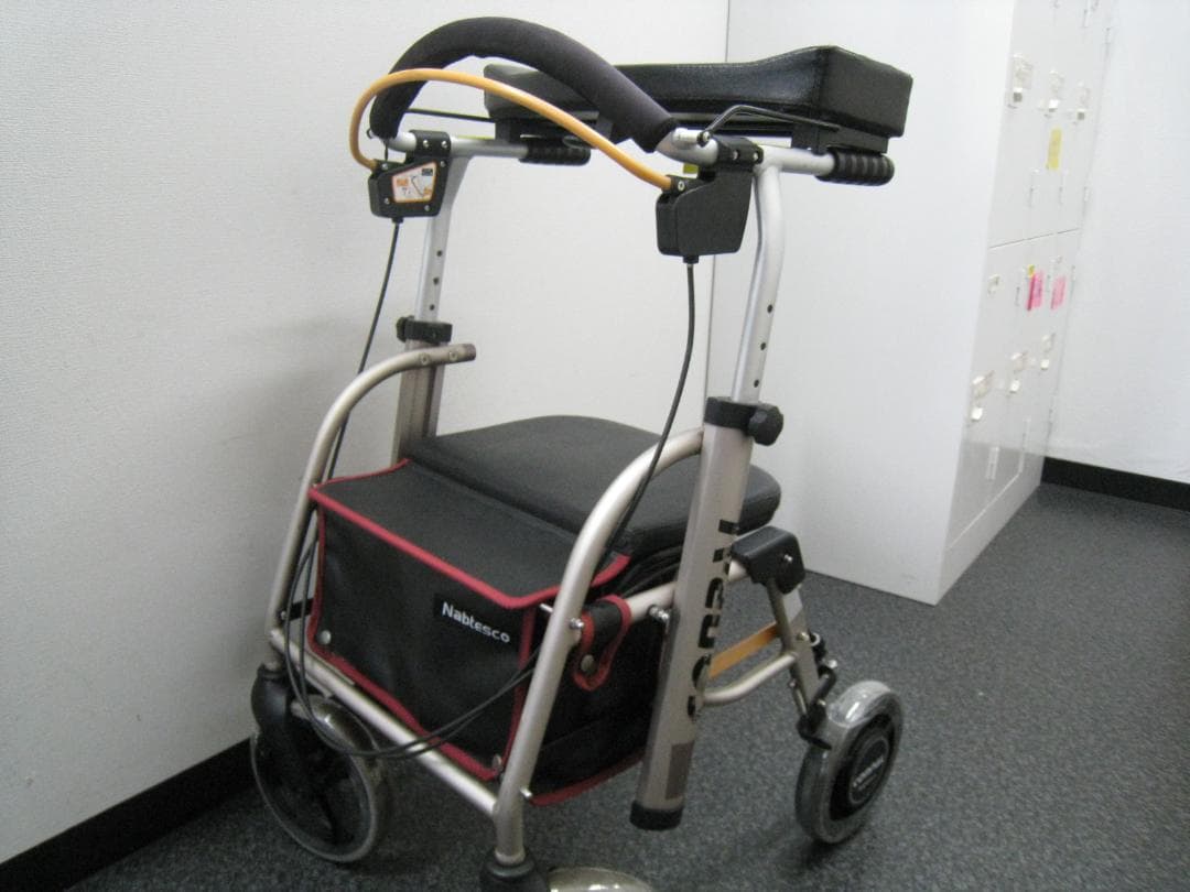 ナブテスコ前腕支持型歩行車 REHAMO(リハモ) コンパル抑速ブレーキ付き
