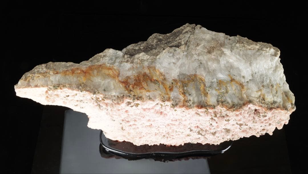 国産菱マンガン鉱 インカローズ 原石 黄鉄鉱共生 天然石 台座付 23.8kg