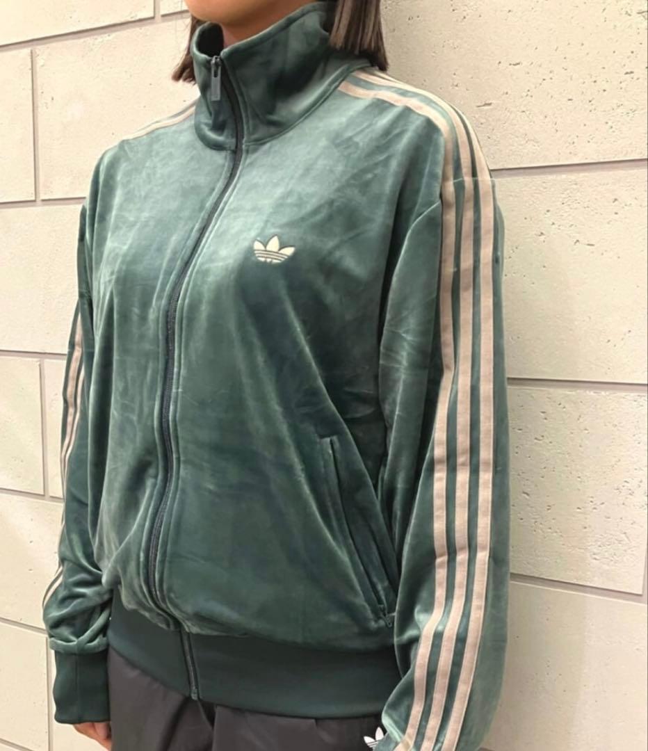 新品S】当日発送アディダス　ファイヤーバード ベロア トラックトップ グリーン