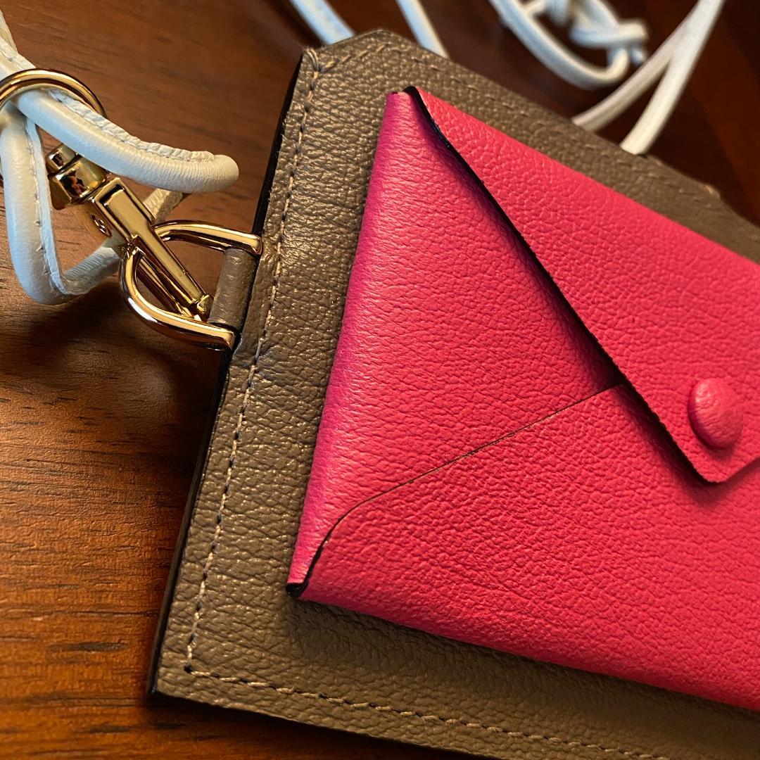 2437【新品 ラルコバレーノ】スマートネックウォレット★財布★本革★ブラウン★