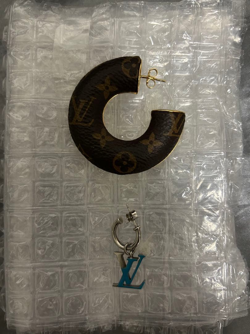 ヴィトン　ピアスセット