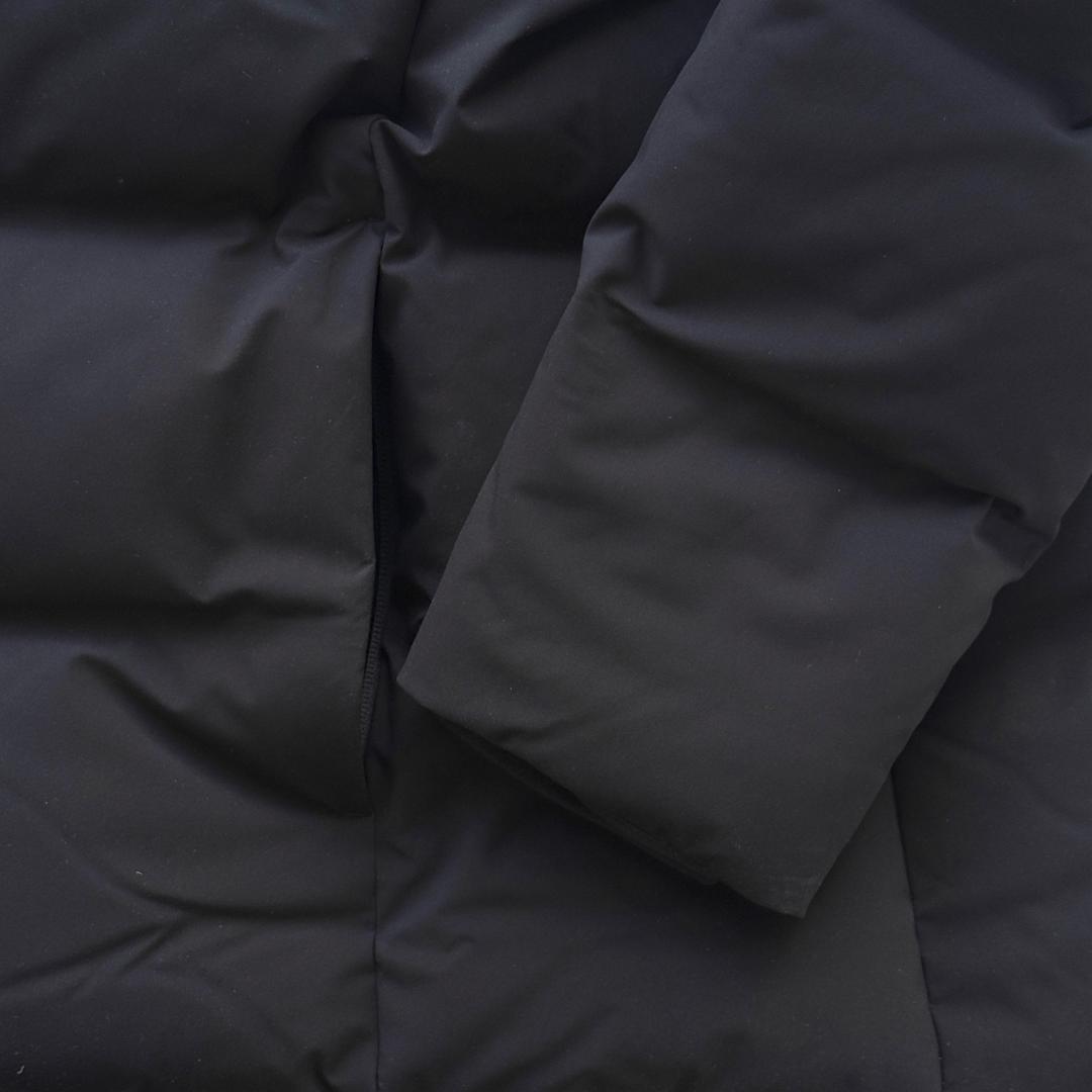 UNIQLO ❤️ ユニクロ シームレスダウンパーカ 黒 サイズ L 美品