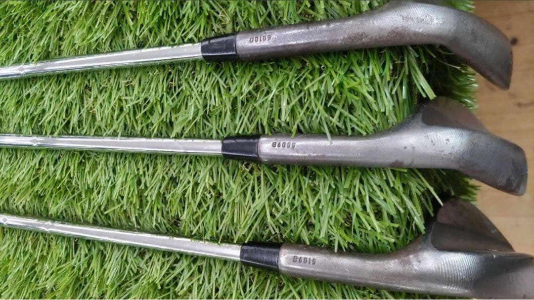 美品　jucie Ttウェッジ　ノーメッキ　51.55.60３本 モーダス115