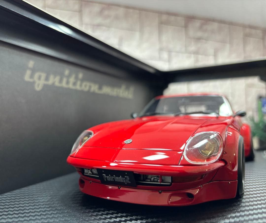 1/18ミニカー　イグニッションモデル　240Z フルワークス【新品】レッド
