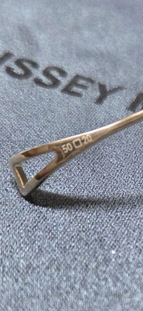 値引き中金子眼鏡とISSEY MIYAKEのコラボサングラス