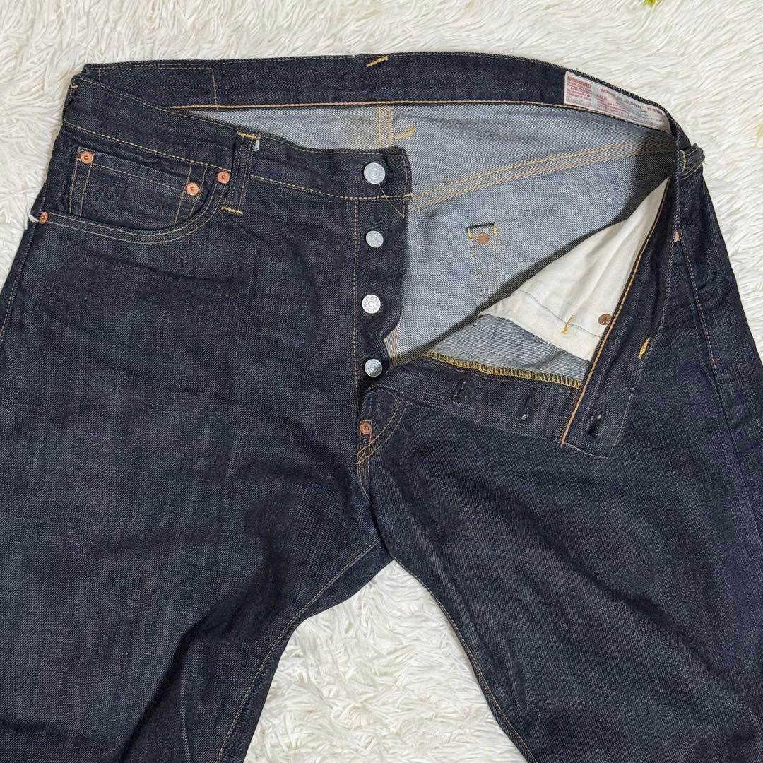 超美品　EVISU　ジーパン　黒ペイントカモメ　Ｖステッチ　赤耳　ボタンフライ