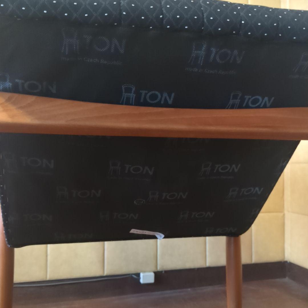 愛知県引取限定　ウニコ　TON社　DOZE ハイバックチェア