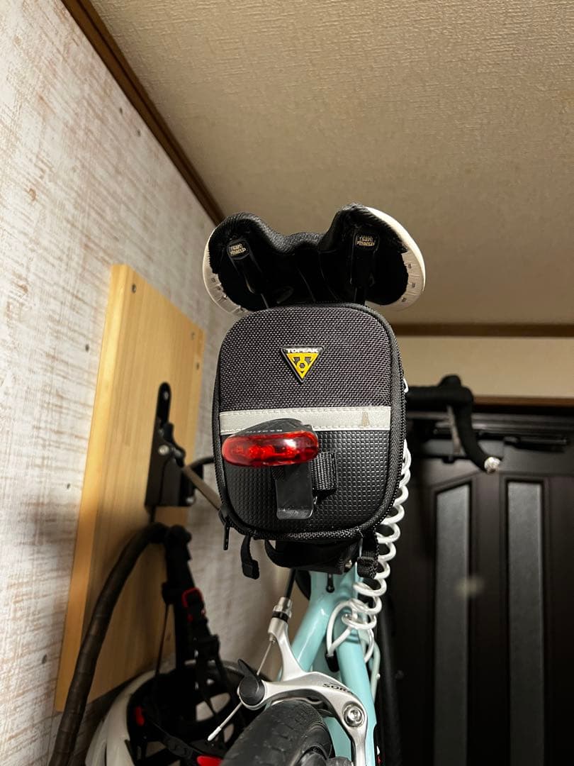 ぽ*た様 【希少な美品】Bianchi carbonロードバイク（C2C Nir