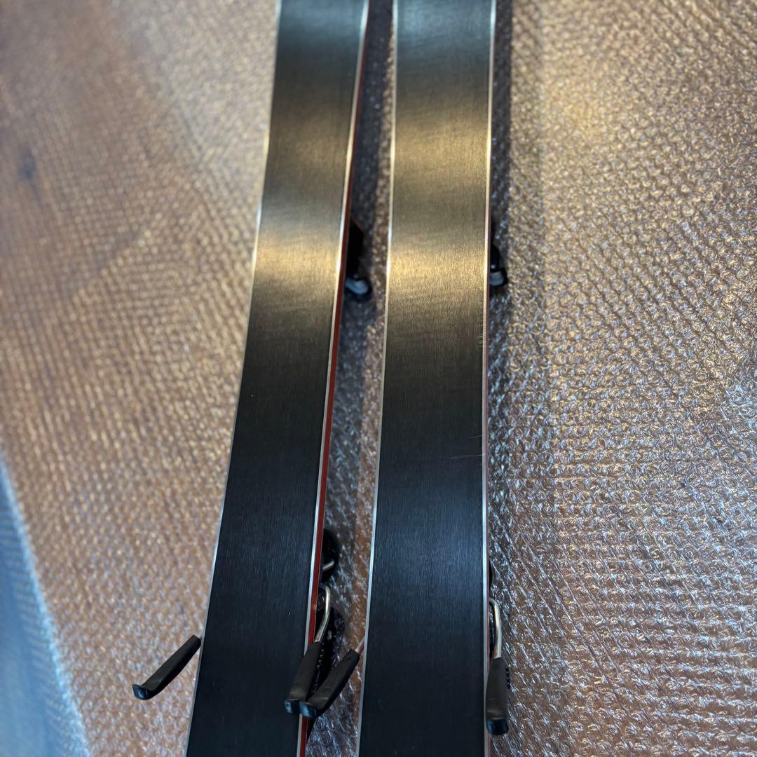 未使用　ほぼ新品　Hart 130cm フリースタイルスキー　ショートスキー