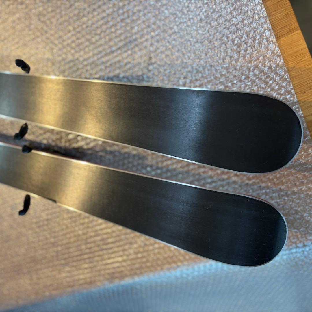 未使用　ほぼ新品　Hart 130cm フリースタイルスキー　ショートスキー