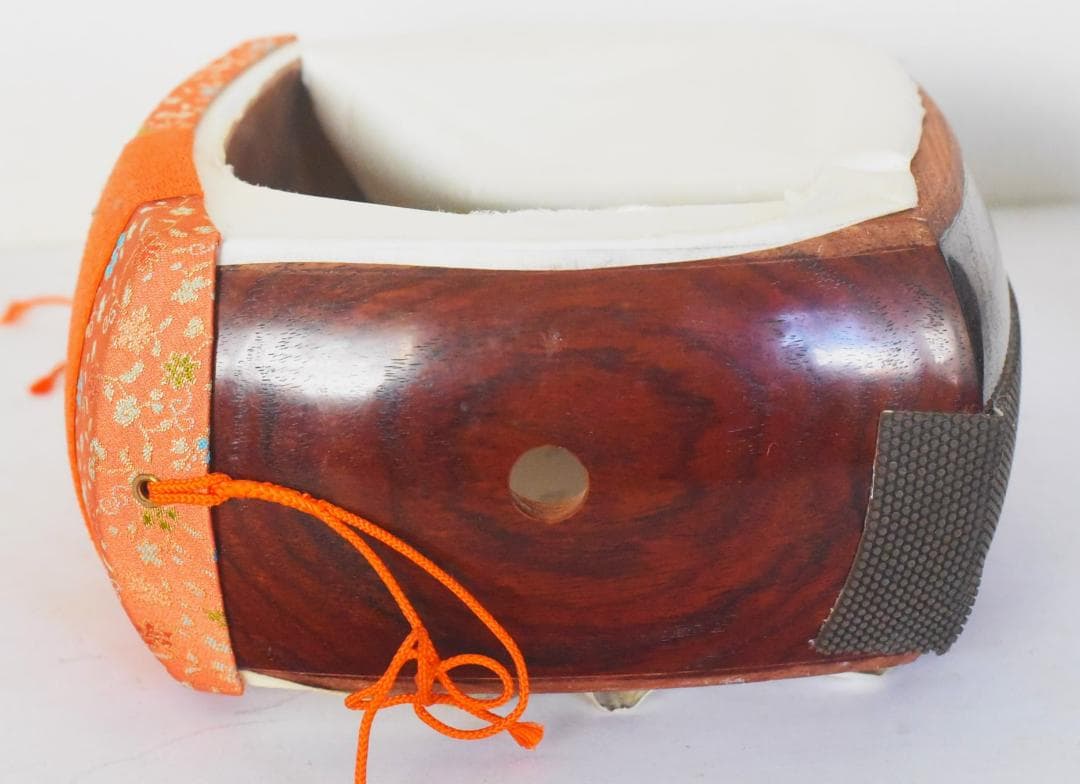 高級民謡三味線●紅木竿●東さわり美品●24-06-19-06