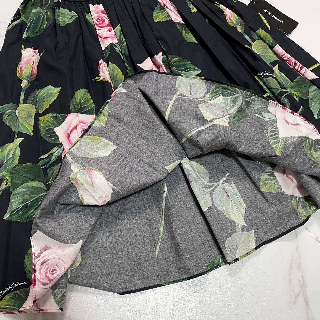 新品タグ付✨Dolce&Gabbana プリーツ フレア スカート 薔薇柄 42