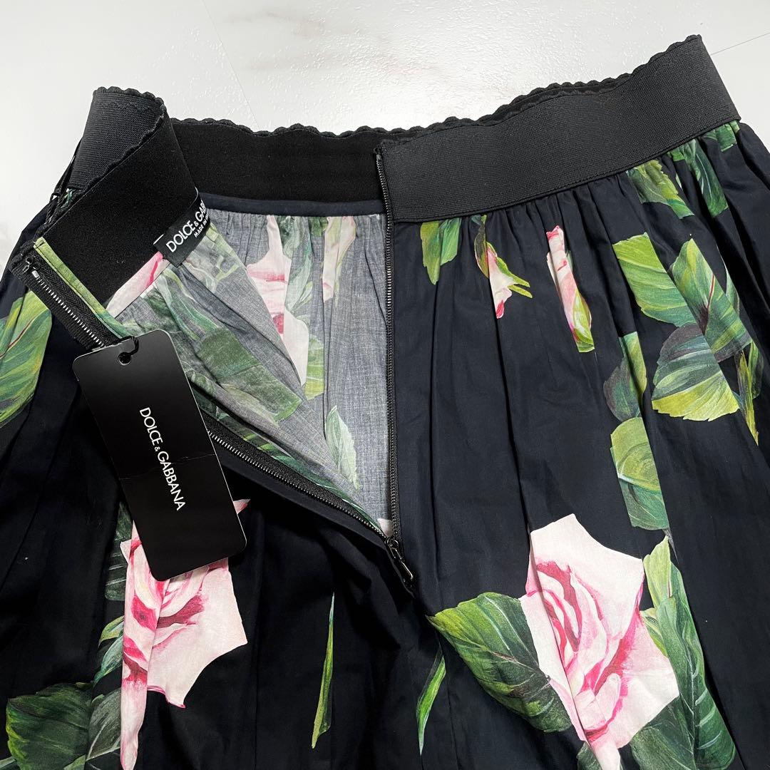 新品タグ付✨Dolce&Gabbana プリーツ フレア スカート 薔薇柄 42