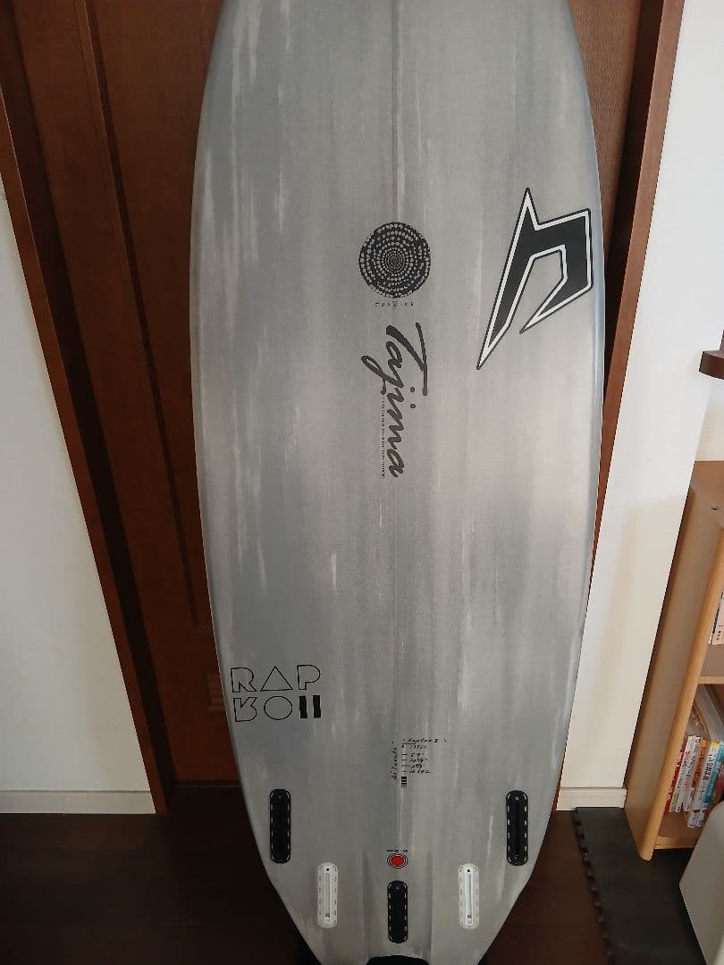 ジャスティスサーフボード RAPTOR II　tajima シェイプ