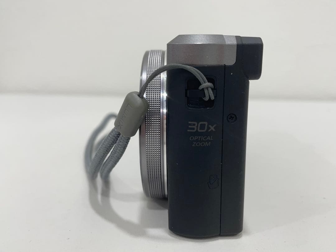 【極美品】パナソニック　DMC－TZ60 　デジタルカメラ ブラック デジカメ