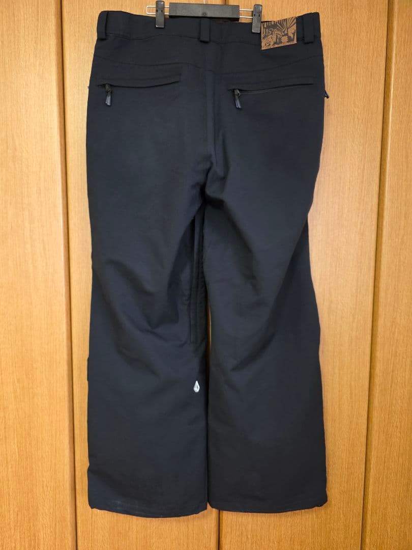 VOLCOM DUST スノーボードパンツ ブラック