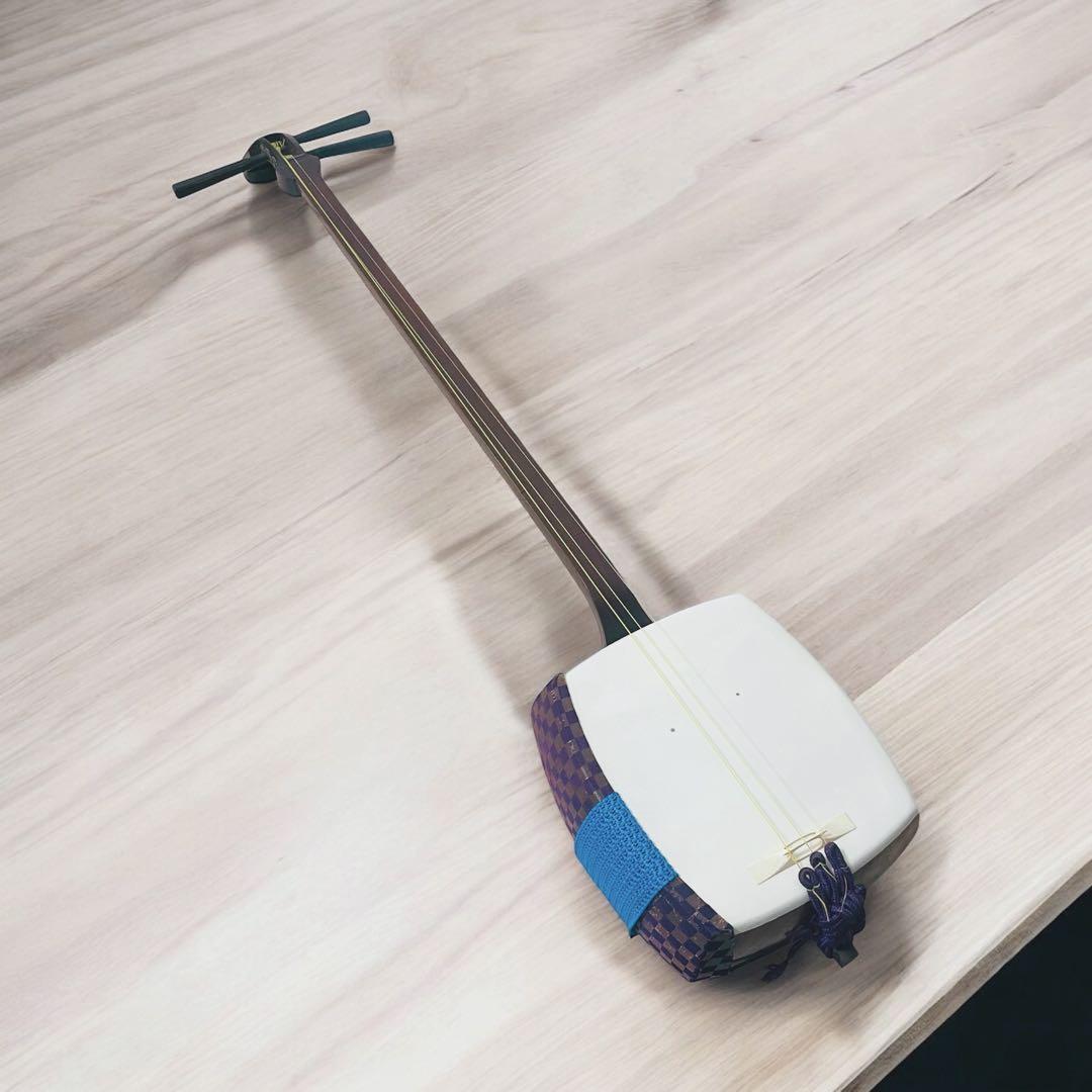 【市松文様✨】三味線 細棹 紫檀 正寸98cm 丸打胴 布ケース付き