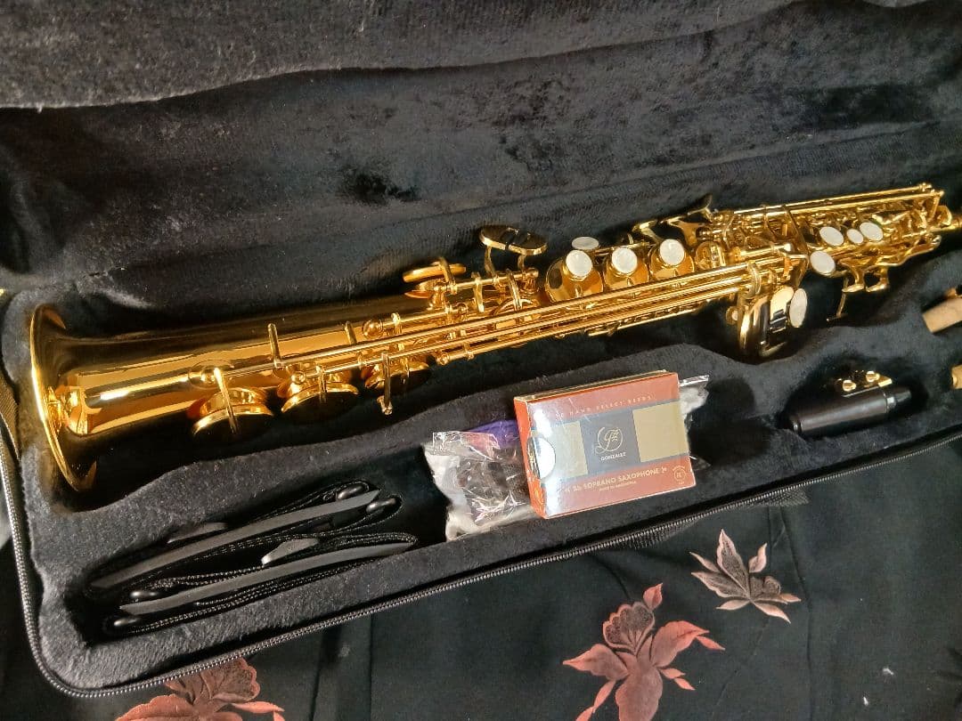 ソプラノ　サックス　無銘ノーブランド　音だしOK　超美品　！