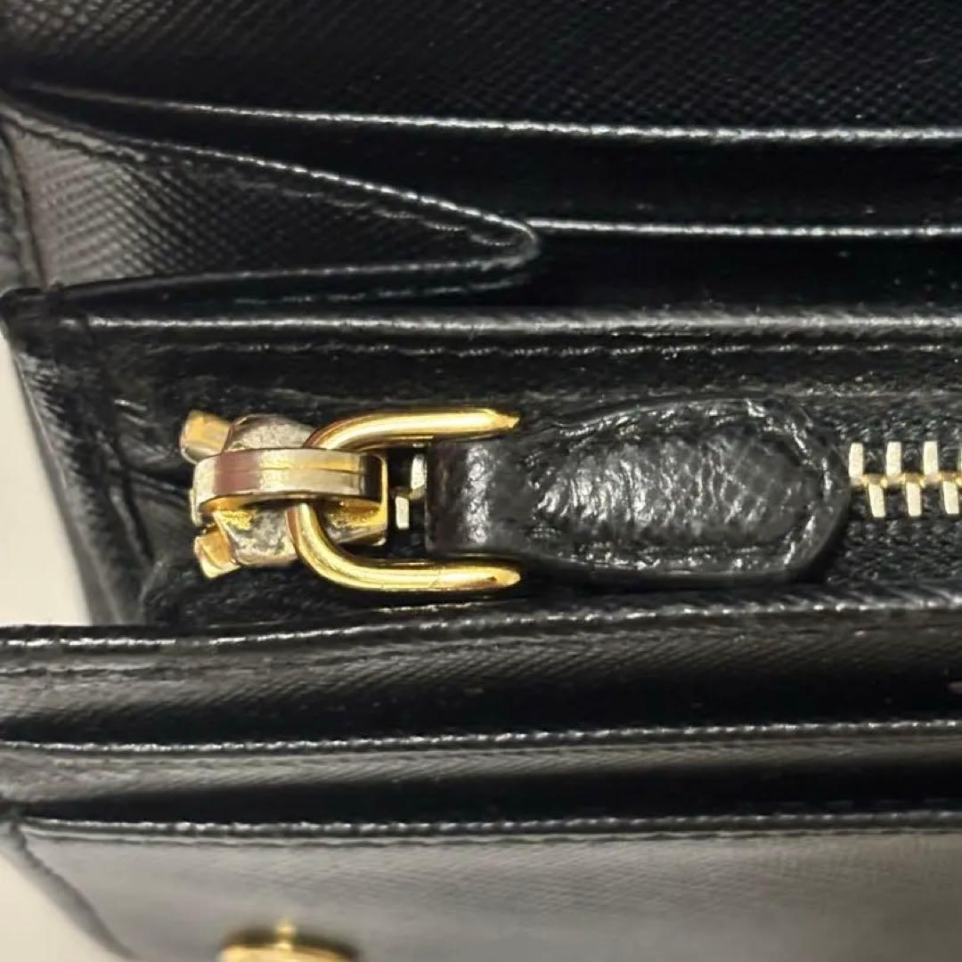 希少✨プラダ　長財布　ロゴ　サフィアーノレザー　ブラック　ゴールド　224