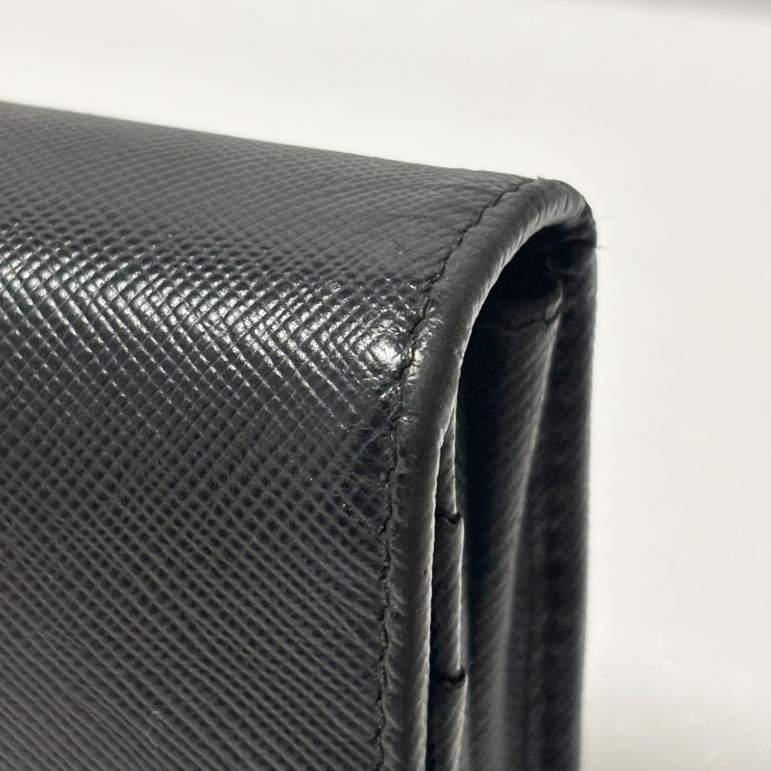 希少✨プラダ　長財布　ロゴ　サフィアーノレザー　ブラック　ゴールド　224