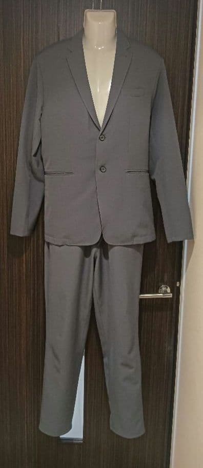 山*男様 ニューバランス　スーツ　上下セット　 ほぼ新品