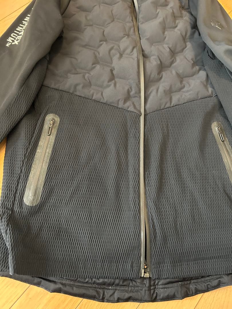 最終値下　g-arc GORE-TEX ハイブリッドダウン XO 黒　デサント