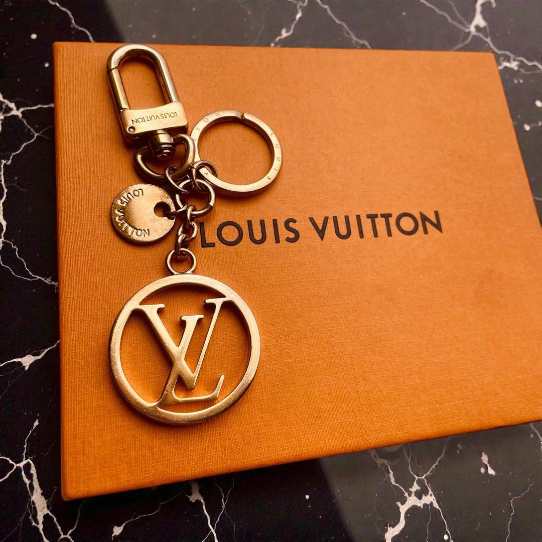 美品✨ルイヴィトンキーホルダー LV サークル カットゴールドM68000