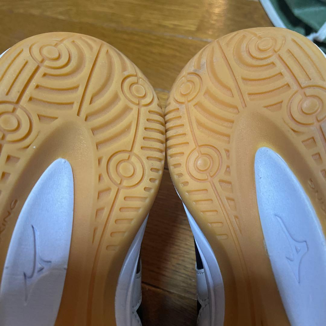 美品 MIZUNOミズノ MORELIAモレリアIN 26.5㌢