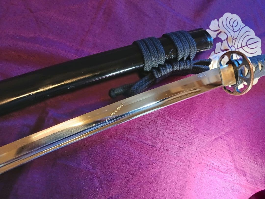 肥後拵え、居合用模造刀、本木　本鮫革　車輪鍔　樋入り砂型刀身 (訳有り価格)