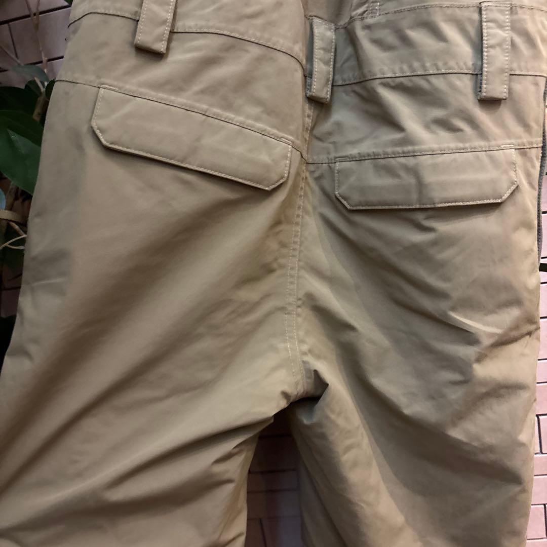 美品　Burton キッズ　ビブパンツ　Mサイズ　140