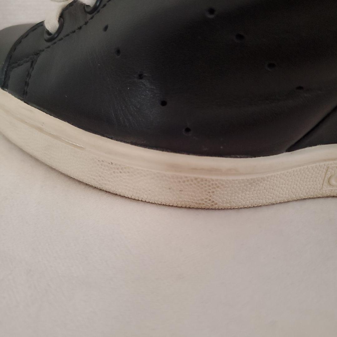 脚長効果【ヒールあり】スタンスミス 黒 25cm