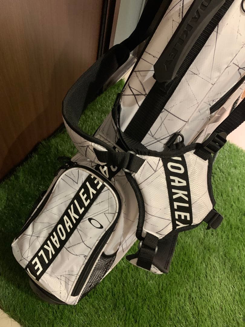 TBR！OAKLEYゴルフバッグのみ