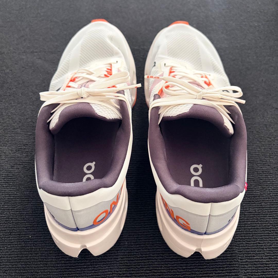 on クラウドサーファーネクスト 25.5cm