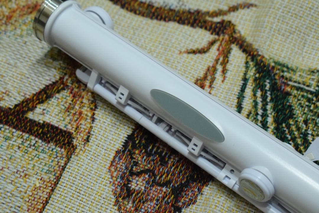 プラスチックフルート nuvo Student Flute