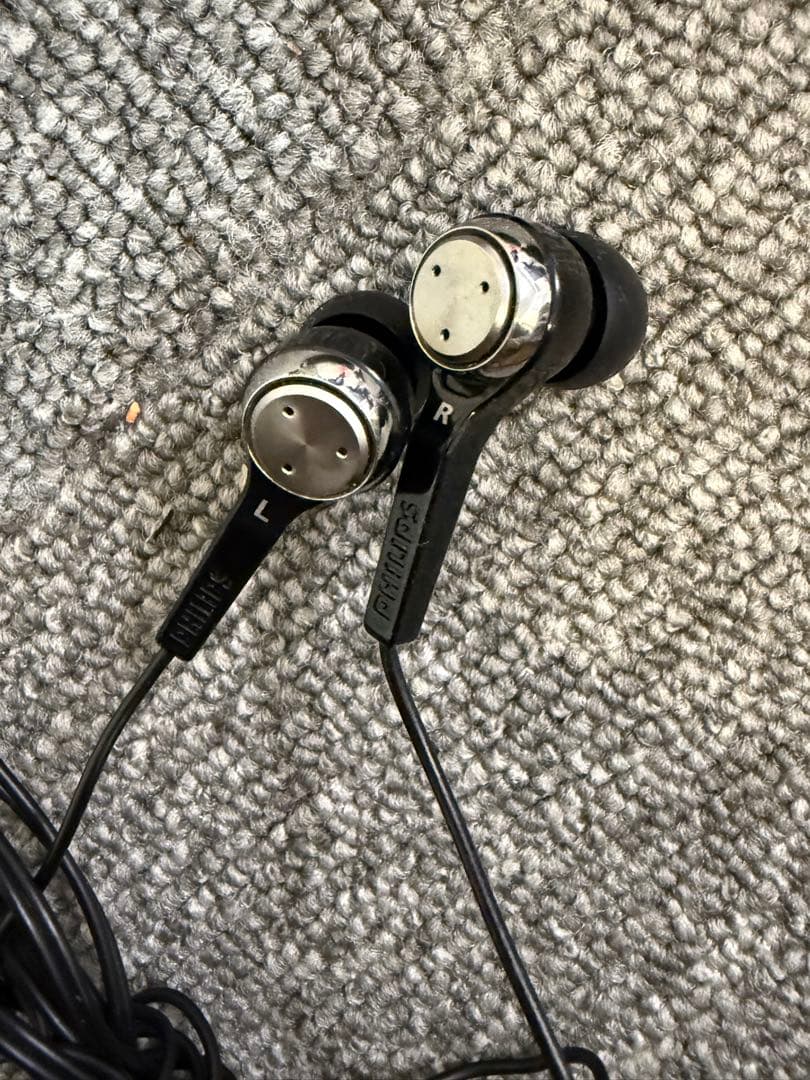 SONYポケットラジオSRF- R356