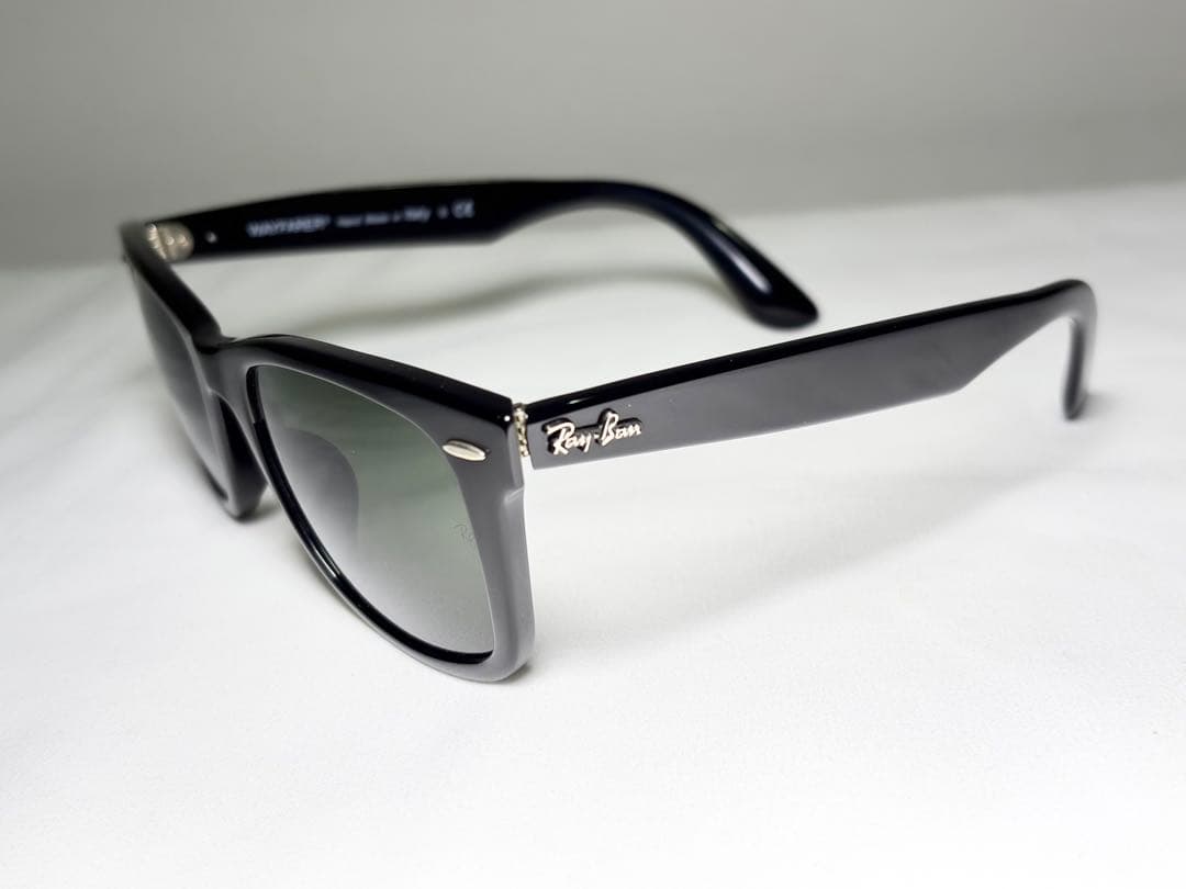 極美品！レイバン RB2140F ウェイファーラー ブラック サングラス
