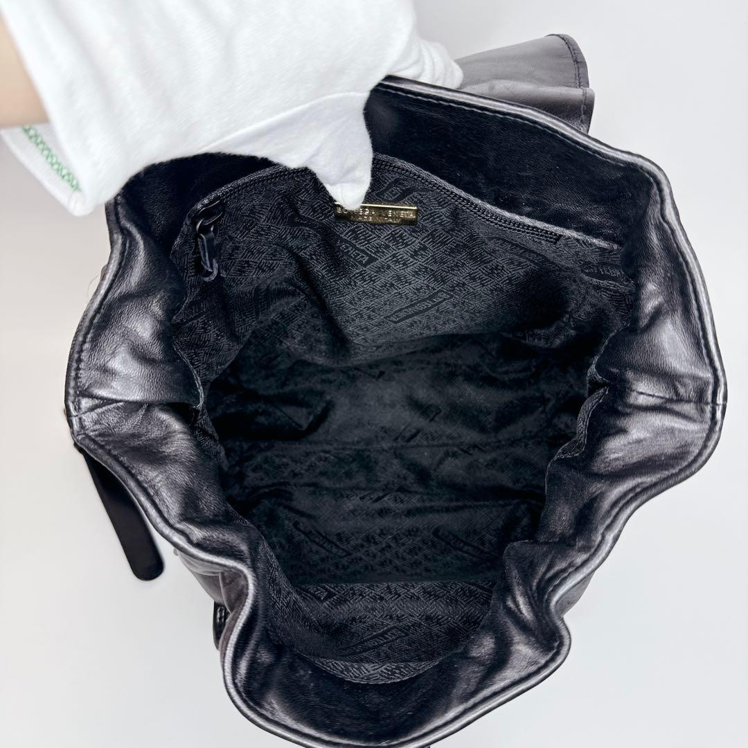 【希少】BOTTEGA VENETA ミニリュック　レザー　イントレ　ブラック