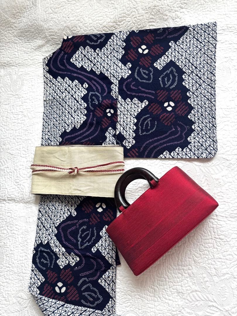 粋な大人の浴衣 高身長の方にも ◆ 有松絞り 流水花文 紫が効いたお洒落な色調