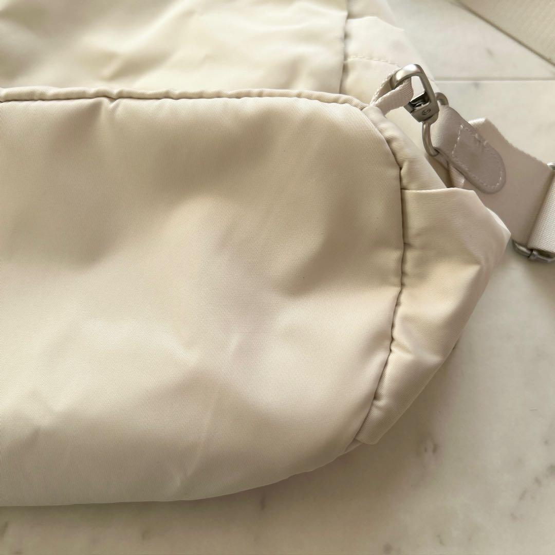 25AW新作 韓国限定 ノースフェイス ボニーパック M クリーム 4way